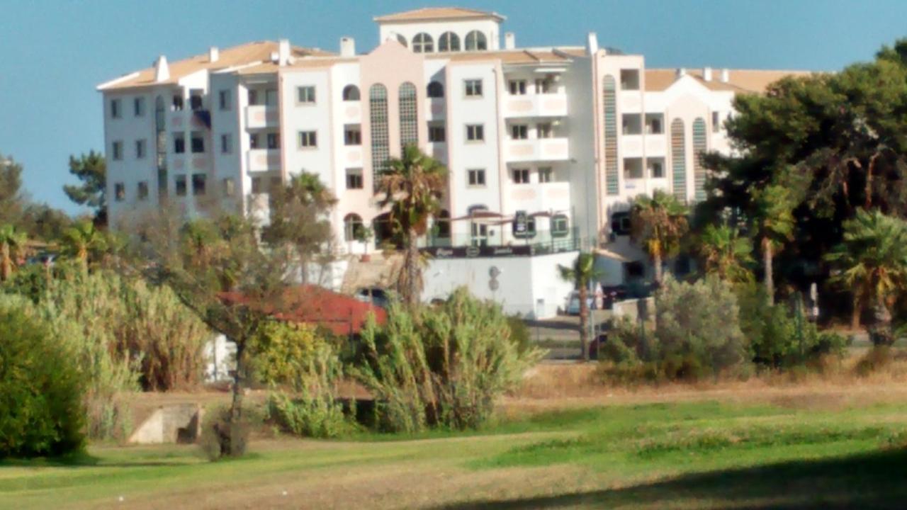 Vau Sea View, T2 Apartment, Close To Beach,Ideal For Families Portimao Ngoại thất bức ảnh